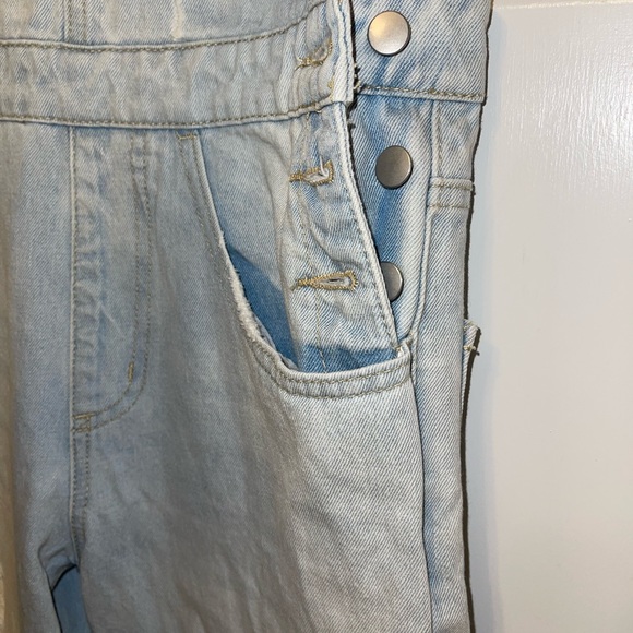 Forever21 Light Wash Overalls - Picture 2 of 2
